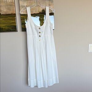 Diane Von Furstenburg Elegant White Sleeveless Dress - Size 4